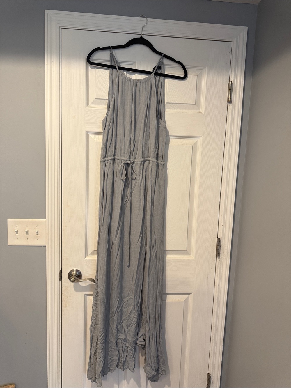Light Gray Sleeveless Maxi Dress with Waist Tie